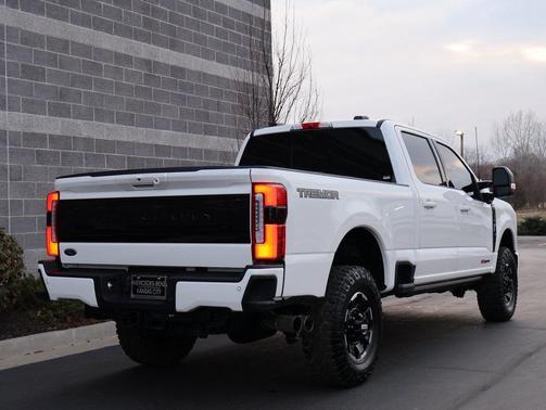 2025 Ford F-350 Platinum