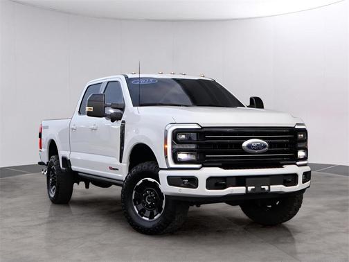 2025 Ford F-350 Platinum
