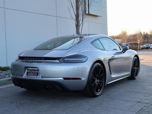 2025 Porsche 718 Cayman GTS 4.0