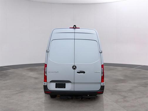 2024 Mercedes-Benz Sprinter 2500 Cargo 170 WB
