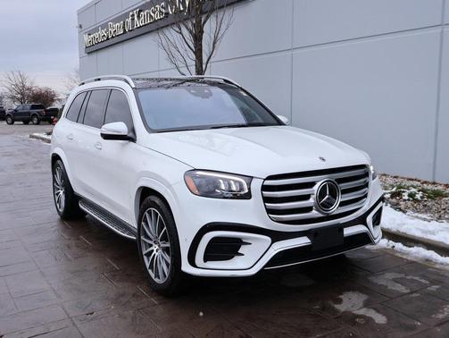 2025 Mercedes-Benz GLS 580 4MATIC