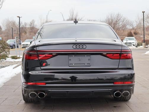 2024 Audi S8 4.0T