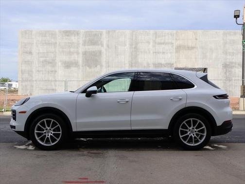 2024 Porsche Cayenne Base