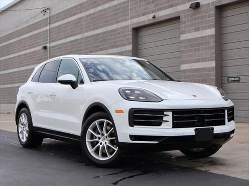 2024 Porsche Cayenne Base
