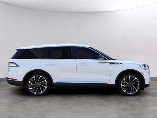2022 Lincoln Aviator Reserve AWD