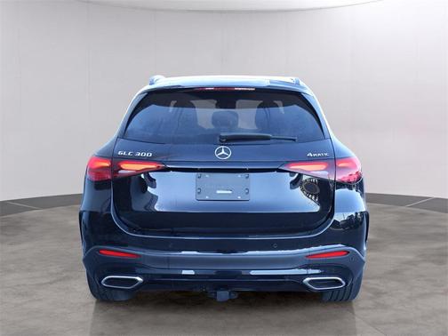 2026 Mercedes-Benz GLC 300 4MATIC