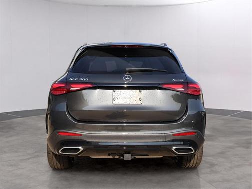 2025 Mercedes-Benz GLC 300 4MATIC