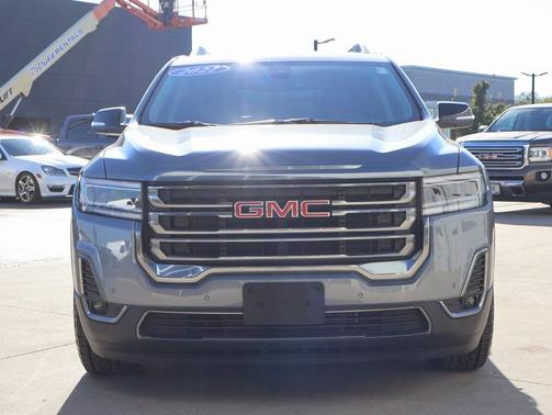 2022 GMC Acadia AWD AT4