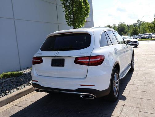 Polar White 2019 Mercedes-Benz GLC 300 4MATIC