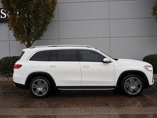 2025 Mercedes-Benz GLS 450 4MATIC