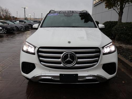 2025 Mercedes-Benz GLS 450 4MATIC
