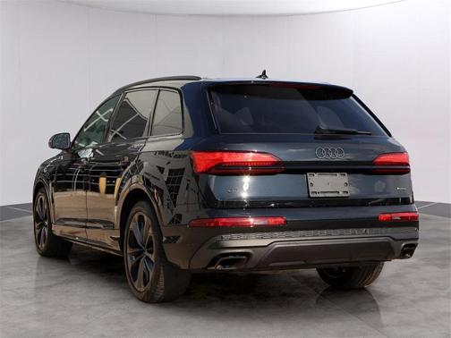 2025 Audi Q7 55 Prestige