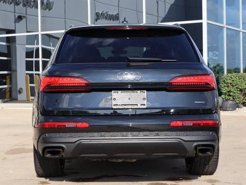 2025 Audi Q7 55 Prestige