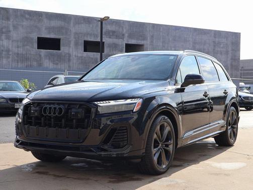 2025 Audi Q7 55 Prestige