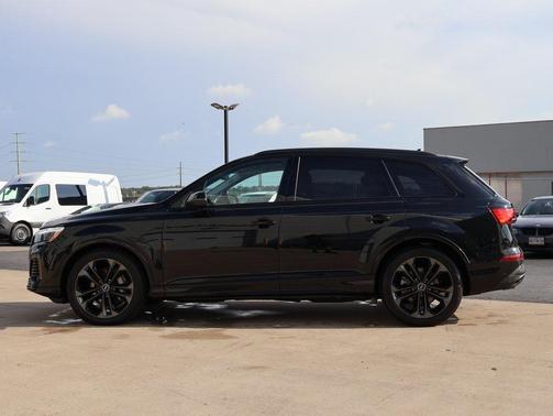 2025 Audi Q7 55 Prestige