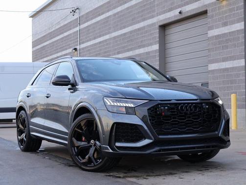 2023 Audi RS Q8 4.0T