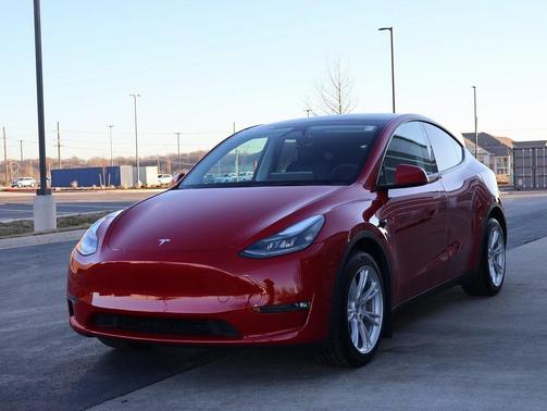 2023 Tesla Model Y Long Range Dual Motor All-Wheel Drive