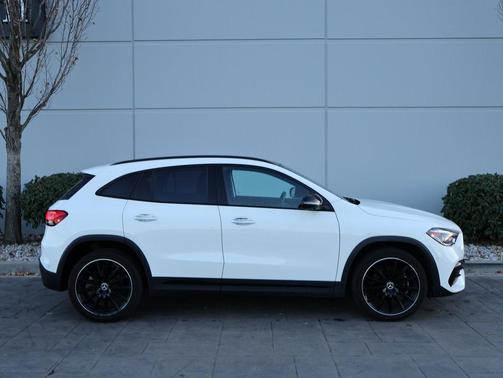 2021 Mercedes-Benz GLA 250 Base 4MATIC