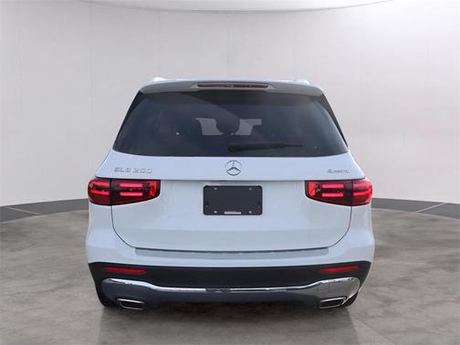 2026 Mercedes-Benz GLB 250 4MATIC
