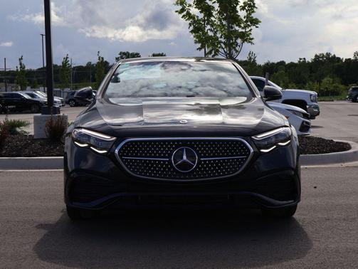 Graphite Grey Metallic 2026 Mercedes-Benz E-Class 4MATIC