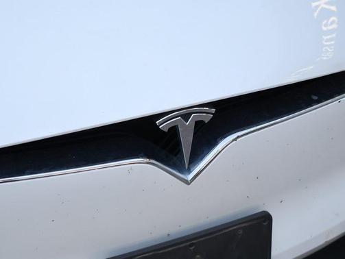 2020 Tesla Model X Long Range Dual Motor All-Wheel Drive