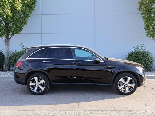 2022 Mercedes-Benz GLC 300 4MATIC