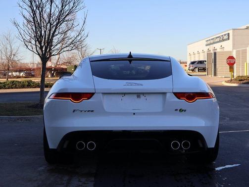 2015 Jaguar F-TYPE R