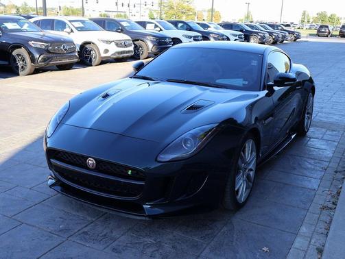 2016 Jaguar F-TYPE R