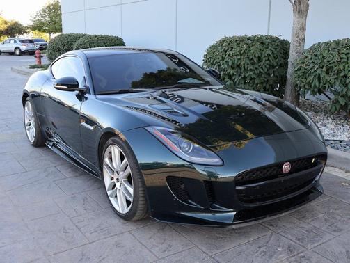 2016 Jaguar F-TYPE R