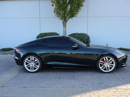 2016 Jaguar F-TYPE R