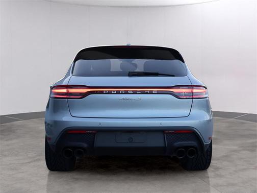 2022 Porsche Macan S