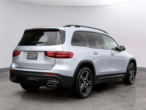 2025 Mercedes-Benz GLB 250 4MATIC