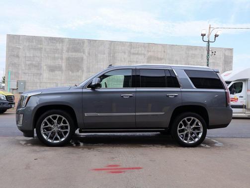 2019 Cadillac Escalade Platinum