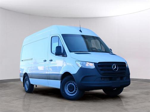 2025 Mercedes-Benz Sprinter 2500 Standard Roof