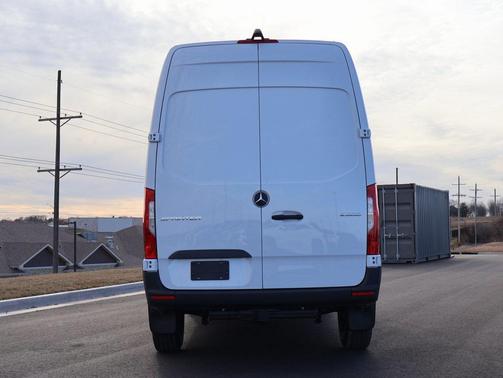 2026 Mercedes-Benz Sprinter 2500 Standard Roof