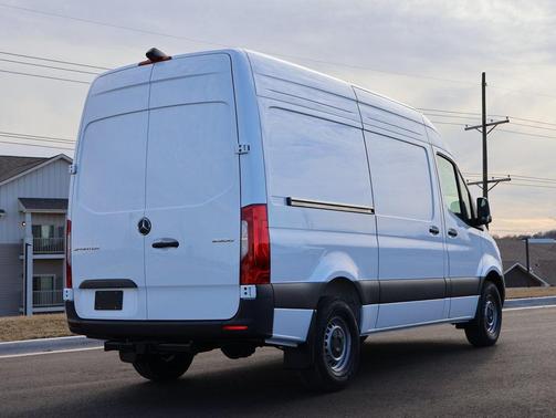 2026 Mercedes-Benz Sprinter 2500 Standard Roof