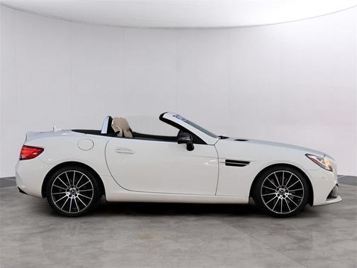 2019 Mercedes-Benz SLC 300 Base
