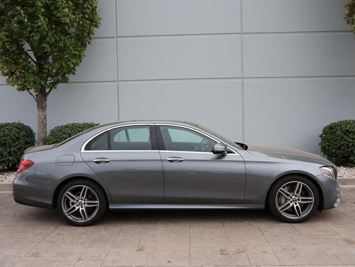 2017 Mercedes-Benz E-Class 4MATIC