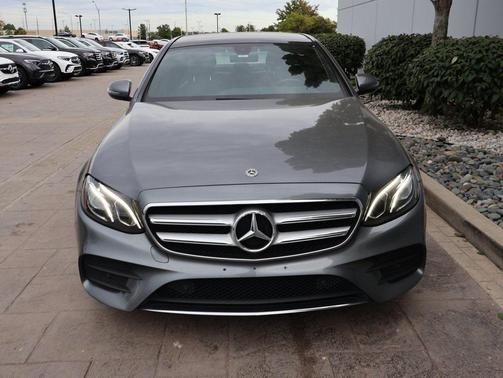 2017 Mercedes-Benz E-Class 4MATIC