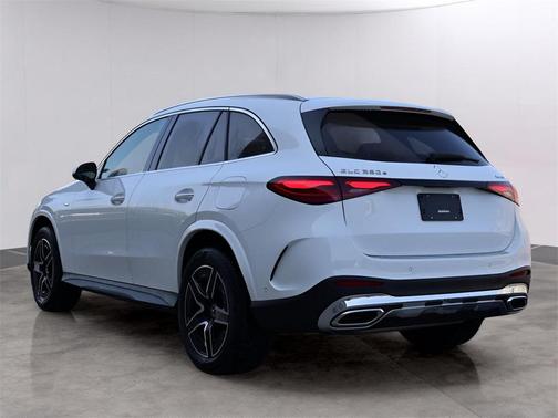 2025 Mercedes-Benz GLC 350e Base