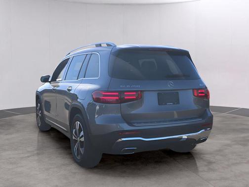 Mountain Grey Metallic 2026 Mercedes-Benz GLB 250 4MATIC