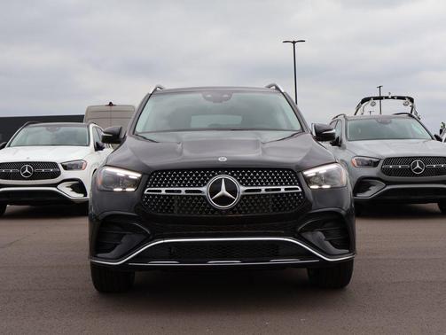 Obsidian Black Metallic 2026 Mercedes-Benz GLE 450 4MATIC