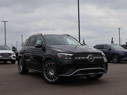 Obsidian Black Metallic 2026 Mercedes-Benz GLE 450 4MATIC