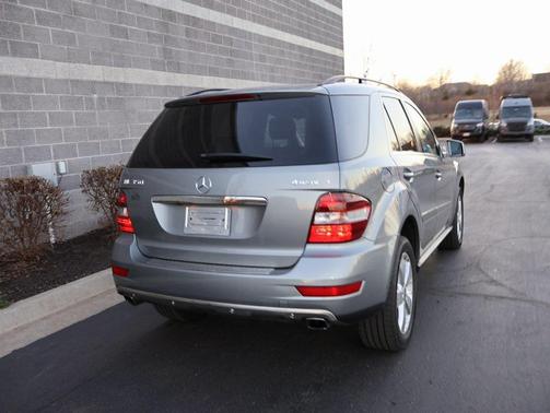 2011 Mercedes-Benz M-Class 4MATIC