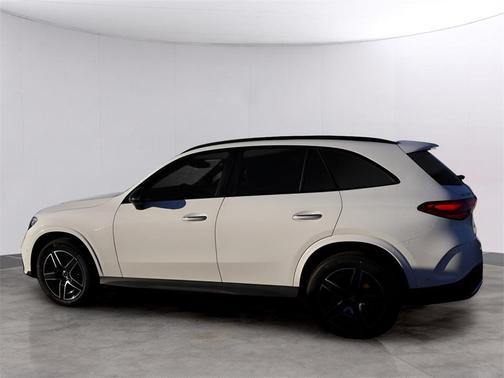 2026 Mercedes-Benz GLC 300 4MATIC