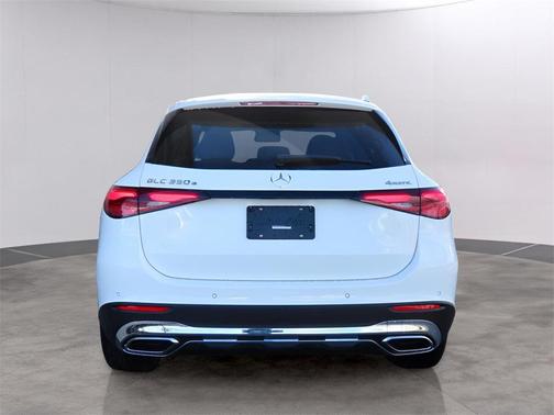 2025 Mercedes-Benz GLC 350e Base