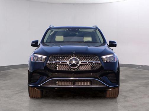 Black 2026 Mercedes-Benz GLE 450 4MATIC