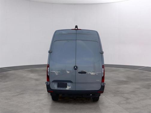 2026 Mercedes-Benz Sprinter 2500 Cargo 144 WB