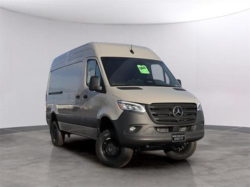 2026 Mercedes-Benz Sprinter 2500 Cargo 144 WB