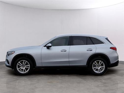 2026 Mercedes-Benz GLC 300 4MATIC